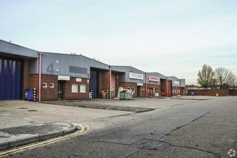Warehouse to rent, Tudor Rd Harrow HA3 5ZZ