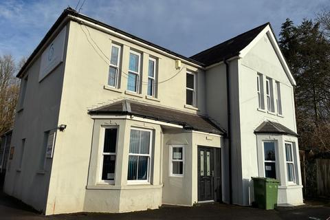 Office to rent, Cowbridge Rd Bridgend CF31 3SR