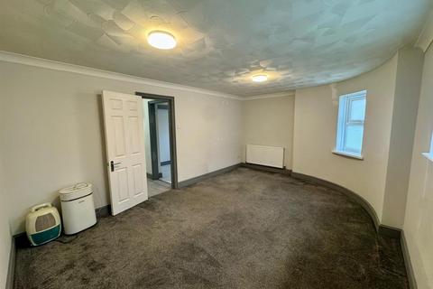 2 bedroom flat to rent, 1 Lawrence Road, Brandon House, Southsea