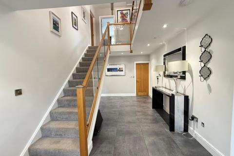 undefined, Lodge Avenue, Collingtree NN4