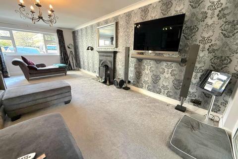 undefined, Lodge Avenue, Collingtree NN4