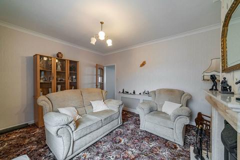 2 bedroom end of terrace house for sale, Sussex Avenue, Bury BL9