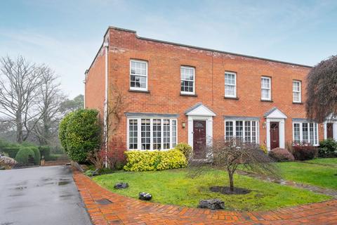 Ridgemount Road, Ascot, SL5
