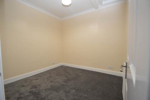 1 bedroom maisonette to rent, ADDLESTONE
