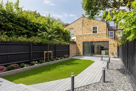 undefined, Harbord Street, Bishops Park, London