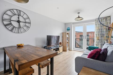 2 bedroom flat for sale, Leeds LS10