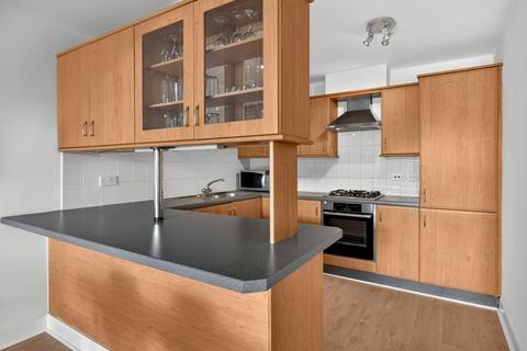 2 bedroom flat for sale, City Harbour, 8 Selsdon Way, London