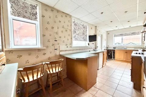 undefined, LITTLEFIELD LANE, GRIMSBY