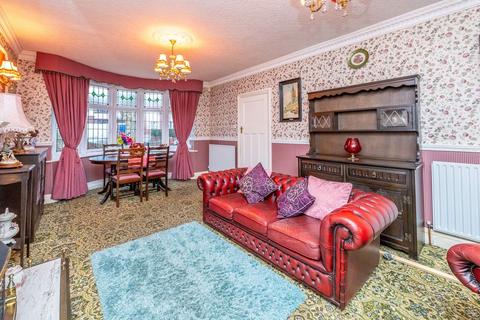 3 bedroom detached house for sale, Bilston Road, Willenhall