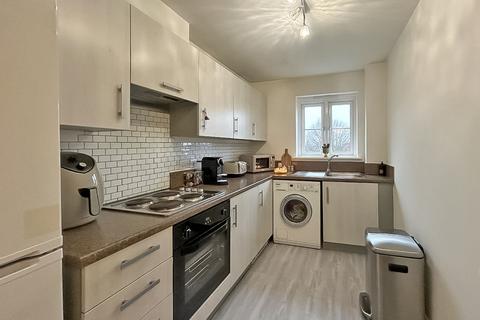 2 bedroom apartment for sale, Squires Grove, Willenhall