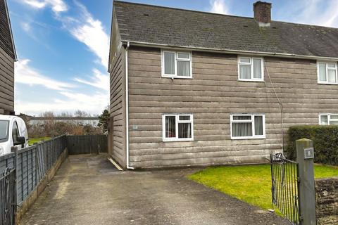 3 bedroom semi-detached house to rent, Heol Tysant, Bridgend, CF31