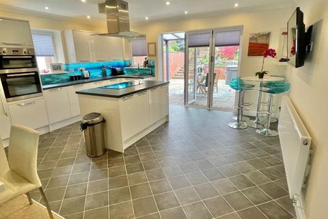 undefined, Pinewood Close, Great Barr, Birmingham