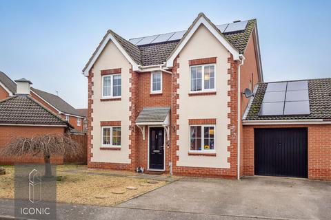 Stirling Close, Drayton, Norwich