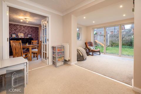 4 bedroom detached house for sale, Stirling Close, Drayton, Norwich