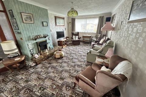 3 bedroom detached bungalow for sale, Penrhyn Beach East, Penrhyn Bay