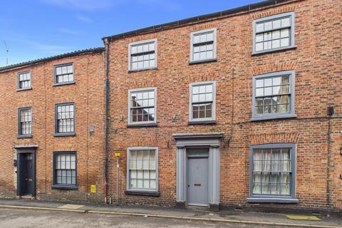 undefined, 10 Banks Street, Horncastle