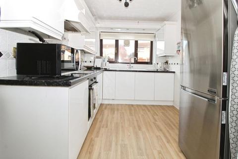 4 bedroom detached house for sale, Swan Pool Grove, Shelfield, WS4 1TD