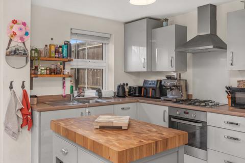 3 bedroom end of terrace house for sale, Bankside, Banbury