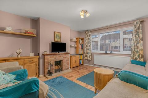 4 bedroom semi-detached house for sale, Elmscote Road, Banbury - Loft Conversion