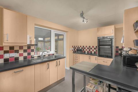 4 bedroom semi-detached house for sale, Elmscote Road, Banbury - Loft Conversion