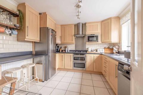3 bedroom terraced house for sale, Penn Road, Datchet  SL3