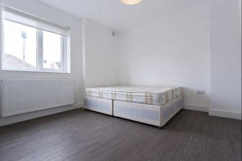 2 bedroom flat to rent, 2 bedroom flat - Edgware HA8