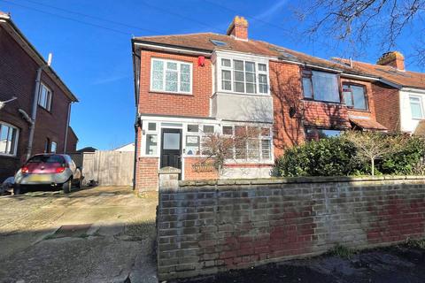 4 bedroom semi-detached house for sale, Village Road, Gosport PO12