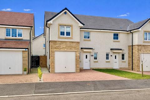 undefined, Armour Road, Irvine
