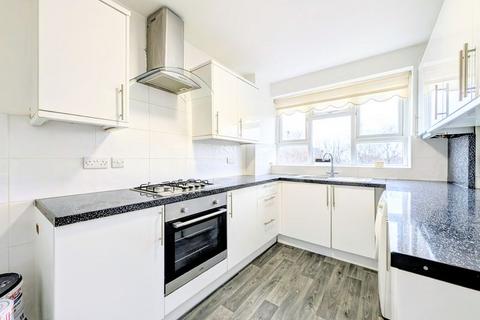 undefined, To Let - Viceroy Court, Lord Street, Southport - Two Bedroom Third Floor Apt