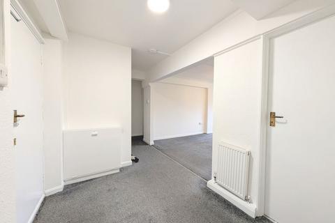 undefined, To Let - Viceroy Court, Lord Street, Southport - Two Bedroom Third Floor Apt
