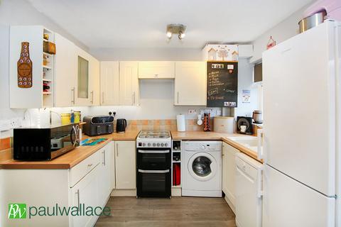 2 bedroom terraced house for sale, Bushbarns, West Cheshunt