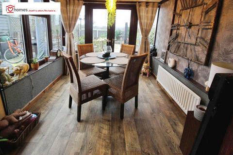 undefined, Orchard Close, Rushall