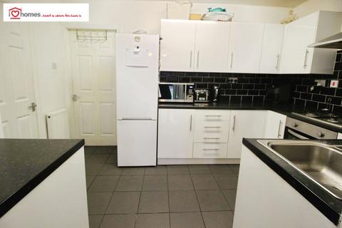 undefined, Holford Avenue, Walsall