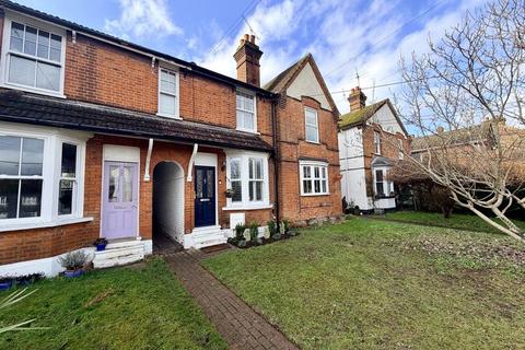3 bedroom terraced house for sale, Boundary Road, Wooburn Green HP10