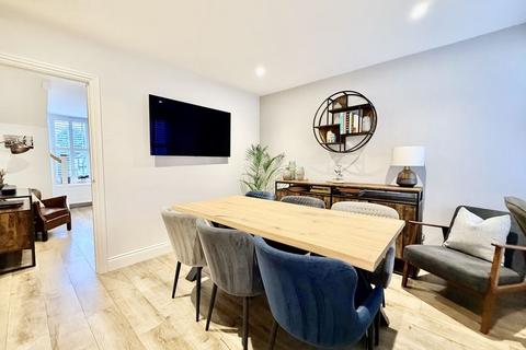 3 bedroom terraced house for sale, Boundary Road, Wooburn Green HP10