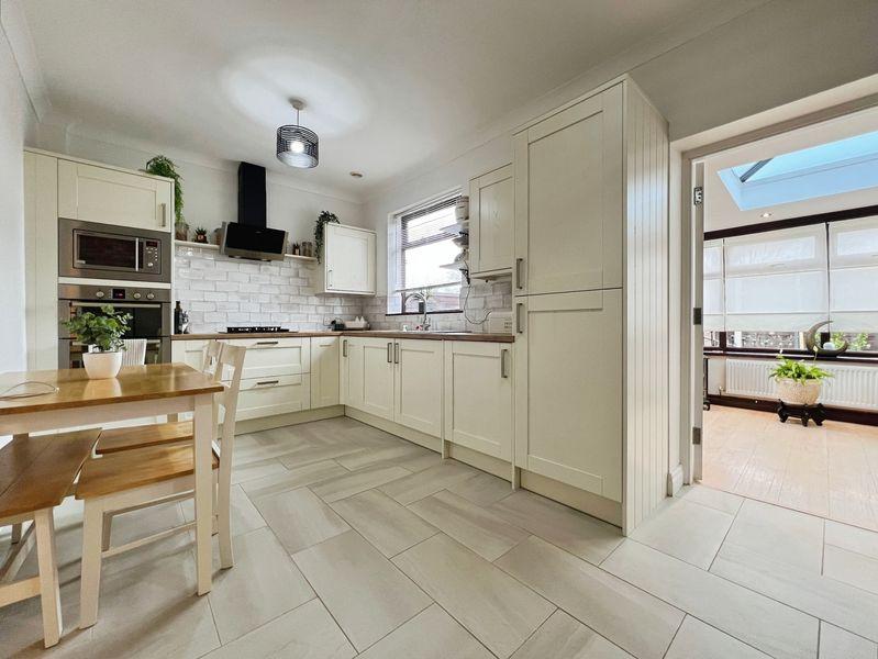 Kitchen Diner