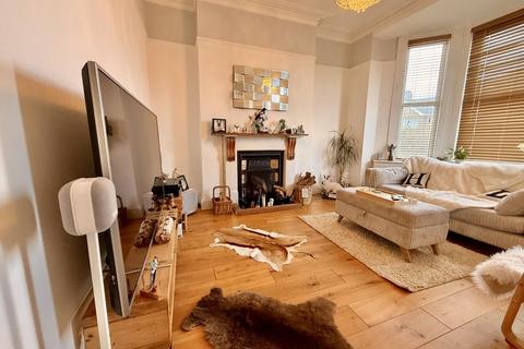 3 bedroom terraced house for sale, Saltash Road Keyham, Mid Terraced property with Garage