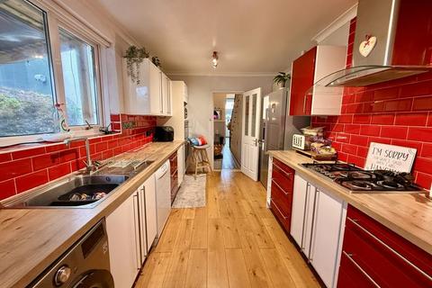 3 bedroom terraced house for sale, Saltash Road Keyham, Mid Terraced property with Garage