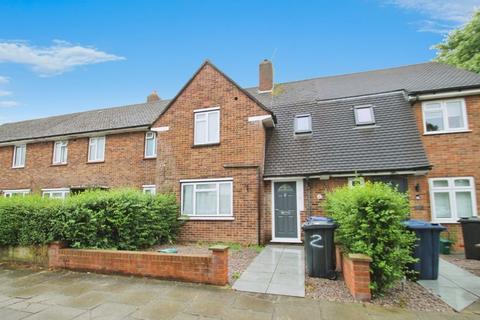 Epsom Close, Northolt