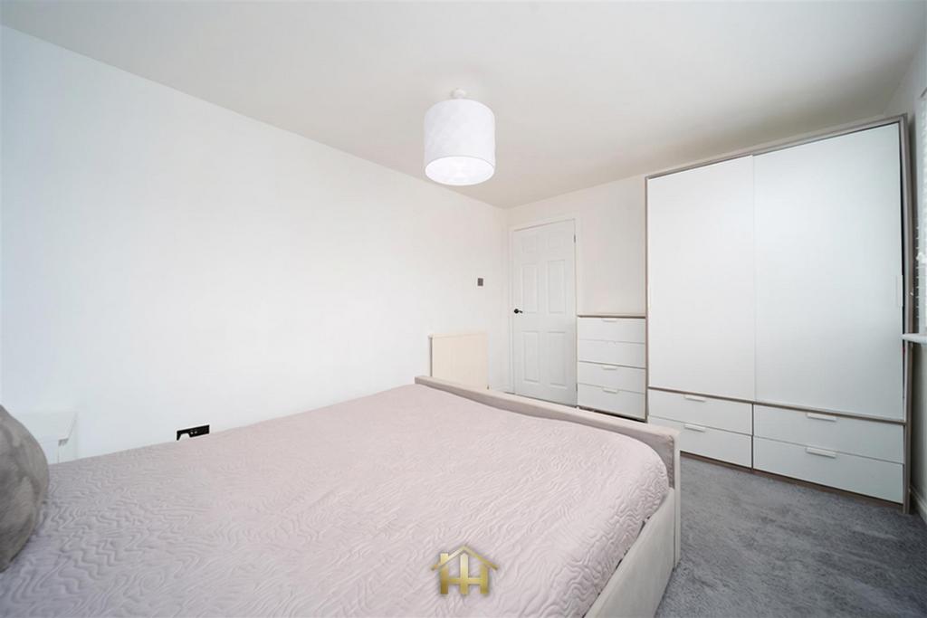 24 Ravensby-0023.jpg