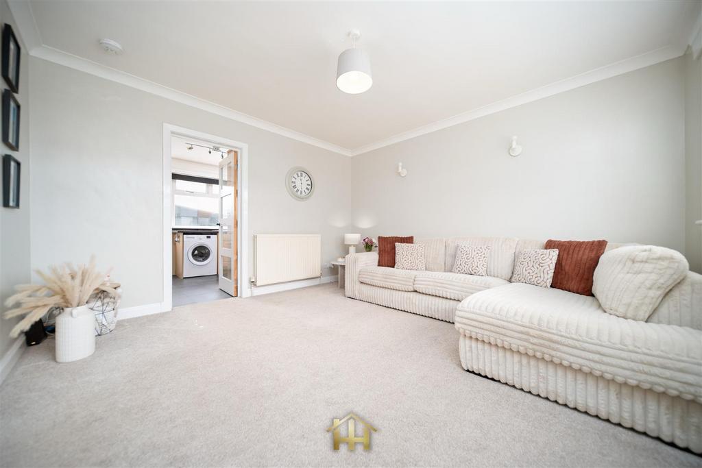 24 Ravensby-0010.jpg