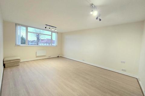 2 bedroom apartment to rent, Cornwall Road, Hatch End
