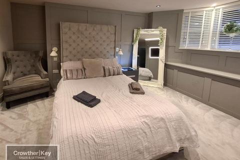 undefined, Netherdale Sung, Green Lane, Buxton