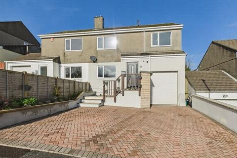 undefined, Valley Gardens, Illogan, Redruth Family home with three bedrooms