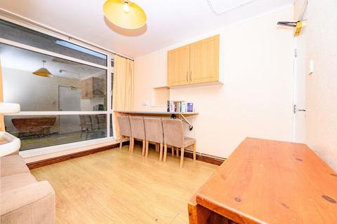 undefined, Wood Vale, Hatfield