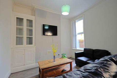 undefined, Jubilee Drive, Liverpool L7