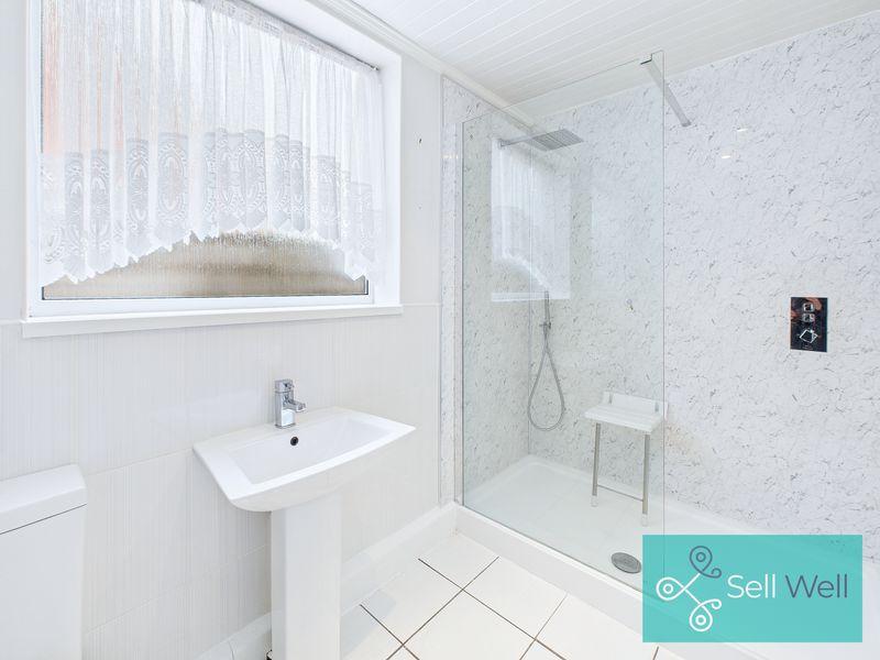 Ground Floor Shower