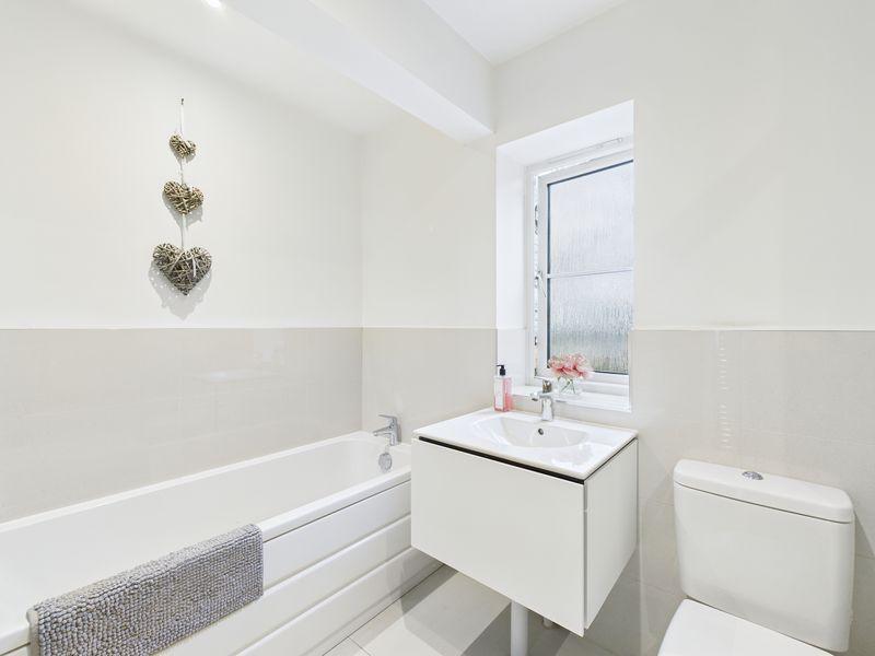 Bedroom One En-suite