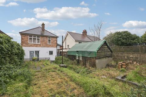 3 bedroom detached house for sale, Queens Road, Poole BH14