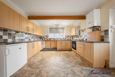 3 bedroom semi-detached bungalow for sale, St. Abbs Walk, Bradford BD6